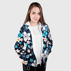 Куртка с капюшоном женская Сине-белые цветы на чёрном фоне, цвет: 3D-белый — фото 2