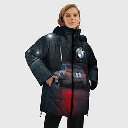 Куртка зимняя женская Крутая бэха на ночной трассе, цвет: 3D-черный — фото 2