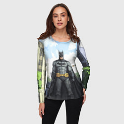 Лонгслив женский Бэтмен стоит на улице, цвет: 3D-принт — фото 2