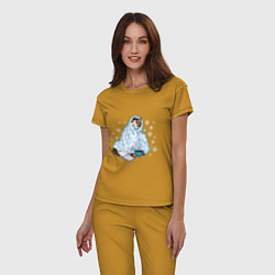 Пижама хлопковая женская Зимний кот в одеялке с книгой, цвет: горчичный — фото 2