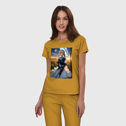 Пижама хлопковая женская Вайолет Эвергарден на поле, цвет: горчичный — фото 2