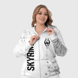 Женский 3D-костюм Skyrim glitch на светлом фоне: надпись, символ, цвет: 3D-белый — фото 2