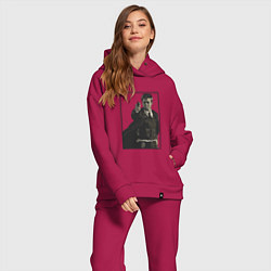 Женский костюм оверсайз Что в коробке Brad Pitt, цвет: маджента — фото 2