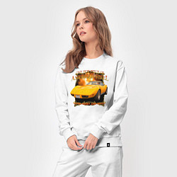 Костюм хлопковый женский Американский маслкар Chevrolet Corvette Stingray, цвет: белый — фото 2