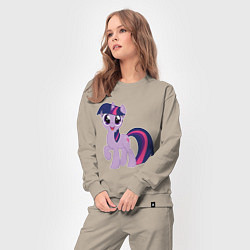 Костюм хлопковый женский Пони Сумеречная Искорка, цвет: миндальный — фото 2