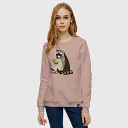 Свитшот хлопковый женский Енот кушает пиццу, цвет: пыльно-розовый — фото 2