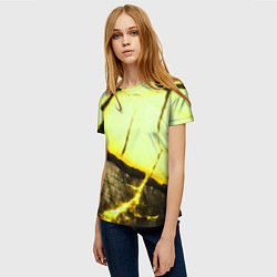 Футболка женская Трещины на абстрактном жёлтом фоне, цвет: 3D-принт — фото 2
