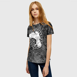 Футболка женская Ворон в круге рун и компас вегвизир, цвет: 3D-принт — фото 2