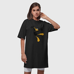 Футболка женская-платье Даффи Дак, цвет: черный — фото 2