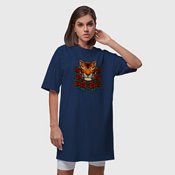 Футболка женская-платье Тигр в розах, цвет: тёмно-синий — фото 2