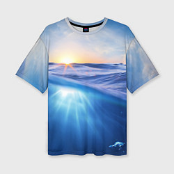 Женская футболка оверсайз Грань между небом и водой