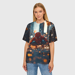 Футболка оверсайз женская Человек паук и золотая пыльца, цвет: 3D-принт — фото 2