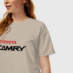 Футболка оверсайз женская Toyota Camry, цвет: миндальный — фото 2