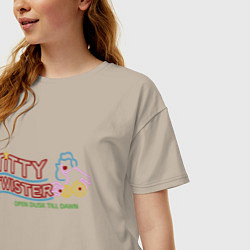 Футболка оверсайз женская Titty Twister, цвет: миндальный — фото 2