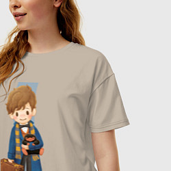 Футболка оверсайз женская Newt Scamander, цвет: миндальный — фото 2