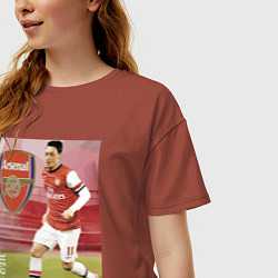 Футболка оверсайз женская Arsenal, Mesut Ozil, цвет: кирпичный — фото 2