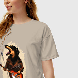 Футболка оверсайз женская Такса рокер, цвет: миндальный — фото 2