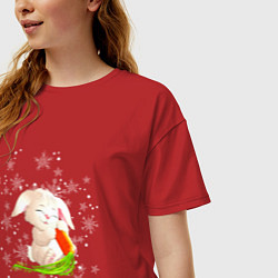 Футболка оверсайз женская Веселый кролик с морковкой, цвет: красный — фото 2