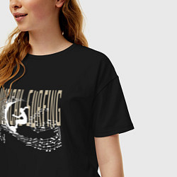 Футболка оверсайз женская Музыкант рассекающий волну нот, цвет: черный — фото 2