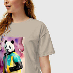 Футболка оверсайз женская Панда в модной куртке - акварель, цвет: миндальный — фото 2