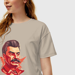Футболка оверсайз женская Граффити Сталин, цвет: миндальный — фото 2