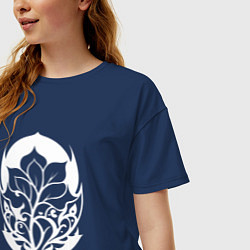Футболка оверсайз женская Белый цветок, цвет: тёмно-синий — фото 2