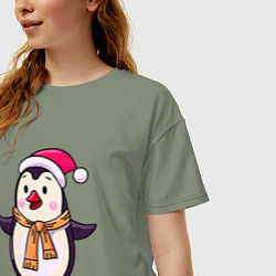 Футболка оверсайз женская Праздничный пингвин, цвет: авокадо — фото 2