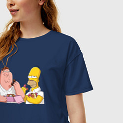 Футболка оверсайз женская Питер и Гомер едят пончики, цвет: тёмно-синий — фото 2