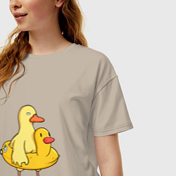 Футболка оверсайз женская Две утки, цвет: миндальный — фото 2