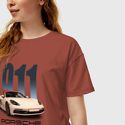Футболка оверсайз женская Немецкий спортивный автомобиль Порше 911, цвет: кирпичный — фото 2