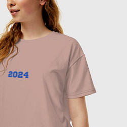 Футболка оверсайз женская Выпускник 2024 года, цвет: пыльно-розовый — фото 2