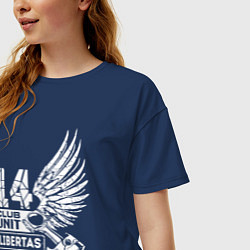 Футболка оверсайз женская Поршни делают меня свободным club unit 2, цвет: тёмно-синий — фото 2