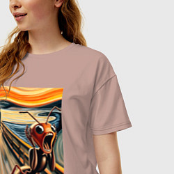 Футболка оверсайз женская Муравей кричит на картине Эдварда Мунка - мем иску, цвет: пыльно-розовый — фото 2