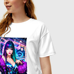 Футболка оверсайз женская Девушка поп идол в мехах, цвет: белый — фото 2
