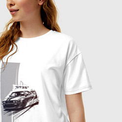 Футболка оверсайз женская Спорткар для уличной гонки, цвет: белый — фото 2