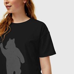 Футболка оверсайз женская Мишка футболист, цвет: черный — фото 2