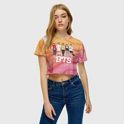 Футболка 3D укороченная женская BTS желто-розовый блестящий фон, цвет: 3D-принт — фото 2