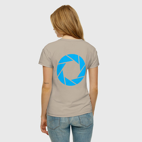 Женская футболка Aperture Laboratorie / Миндальный – фото 4