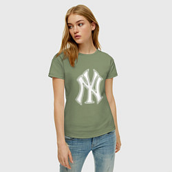 Футболка хлопковая женская New York yankees - baseball logo, цвет: авокадо — фото 2