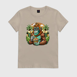 Футболка хлопковая женская Орангутанг на пляже, цвет: миндальный