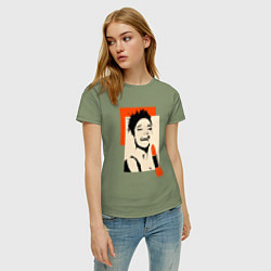 Футболка хлопковая женская Девушка с помадой в стиле поп-арт, цвет: авокадо — фото 2