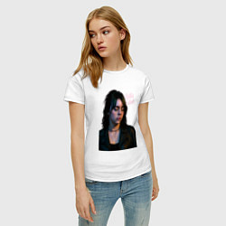 Футболка хлопковая женская Билли Айлиш смотрит вниз, цвет: белый — фото 2