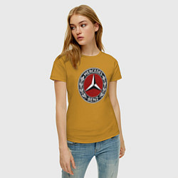 Футболка хлопковая женская Mercedes-Benz, цвет: горчичный — фото 2