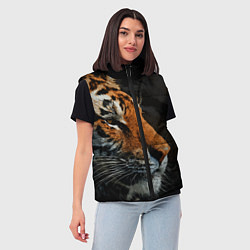 Женский жилет АМУРСКИЙ ТИГР TIGER, цвет: 3D-черный — фото 2