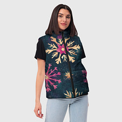 Женский жилет Новогодние разноцветные снежинки, цвет: 3D-красный — фото 2