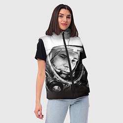 Женский жилет Юрий Гагарин, цвет: 3D-черный — фото 2