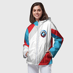 Ветровка с капюшоном женская Bmw - логотип 1970, цвет: 3D-белый — фото 2