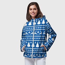 Ветровка с капюшоном женская Синий свитер с новогодними оленями, цвет: 3D-белый — фото 2